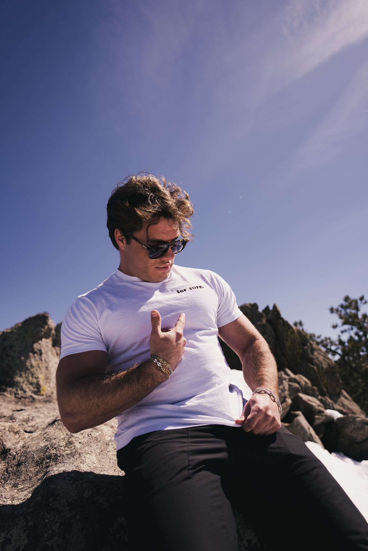 WOOD MORNING GRAPHIC TEE